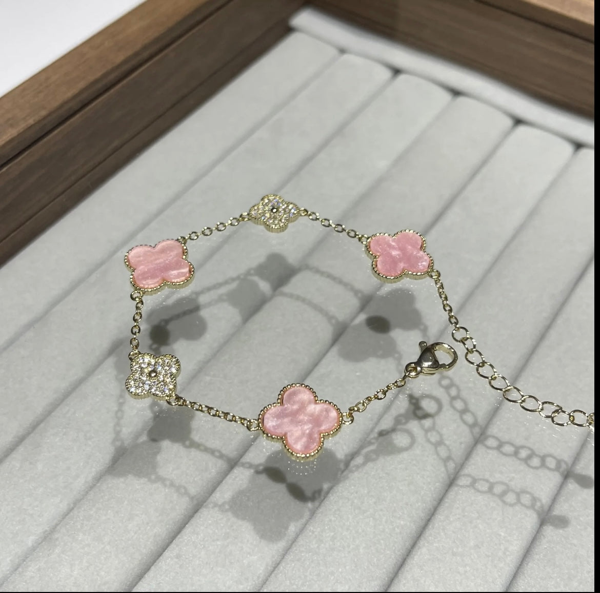 TEHZIB PINK BRACELET
