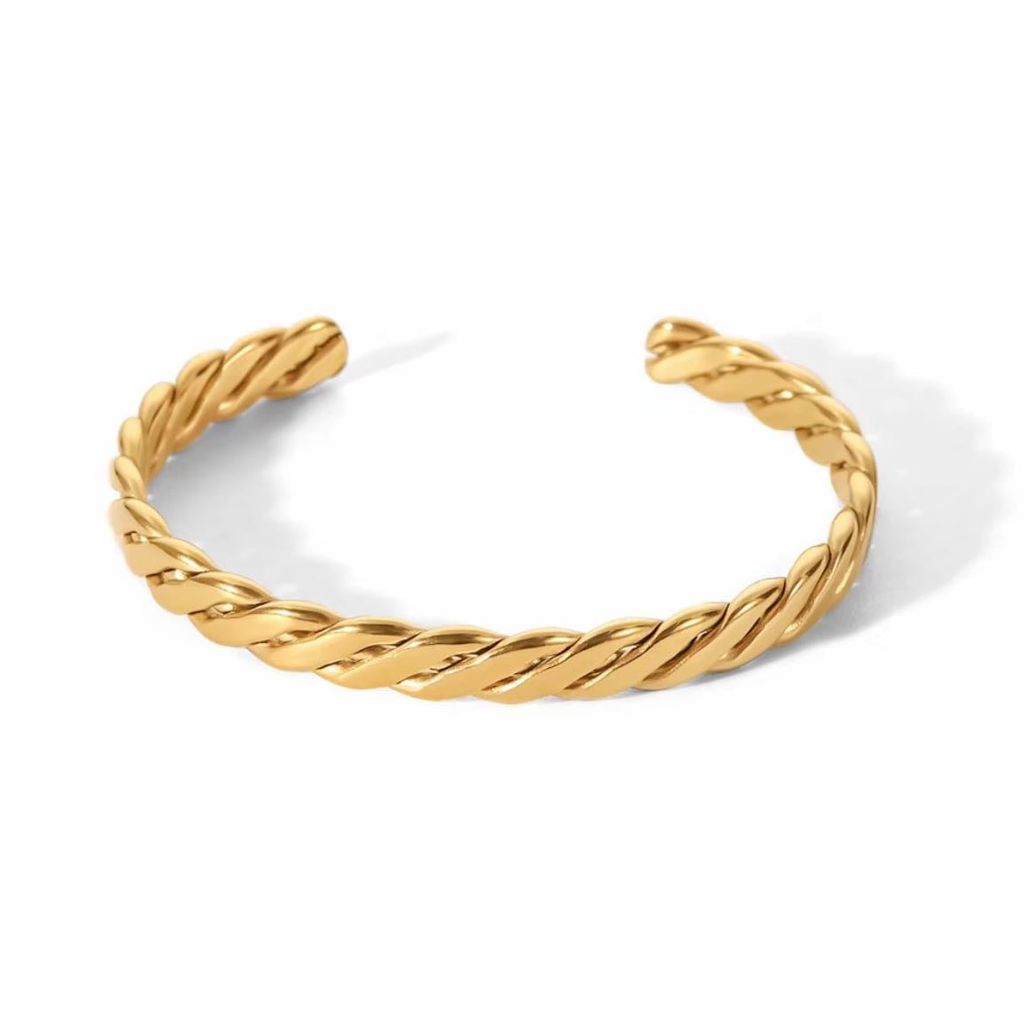 TWISTED BANGLE