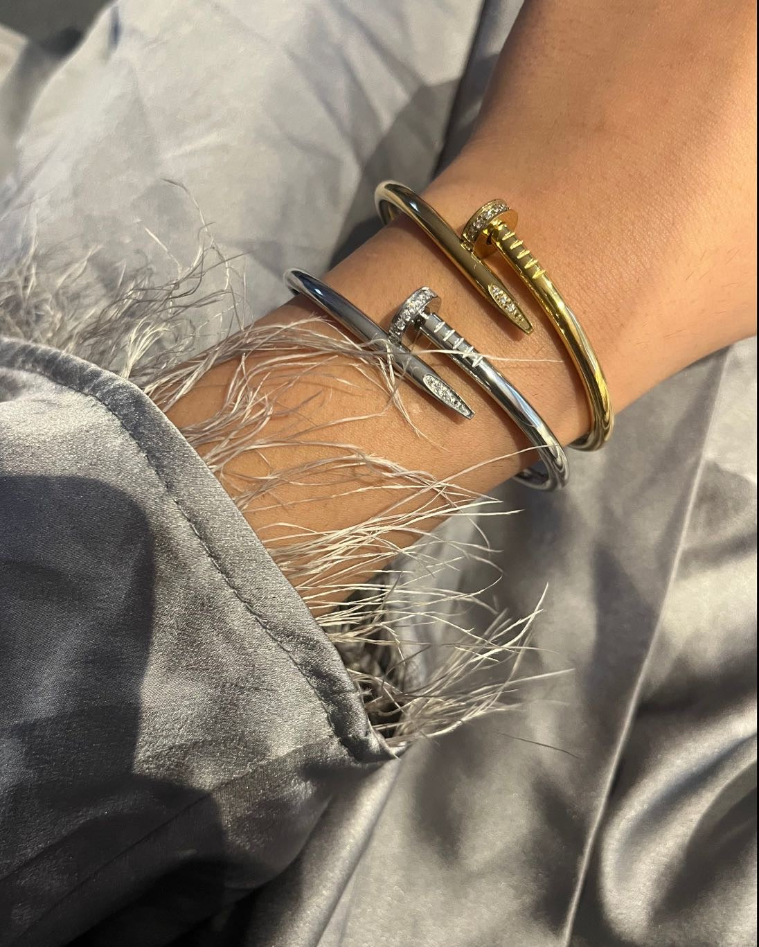 ARIJ HALF DIAMOND PIN BANGLE LOGO
