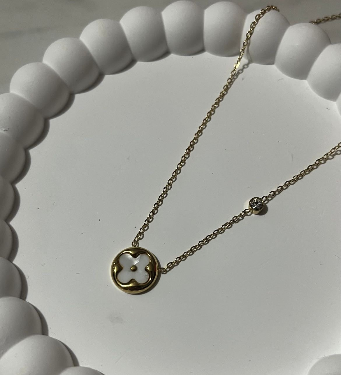 MYLA NECKLACE