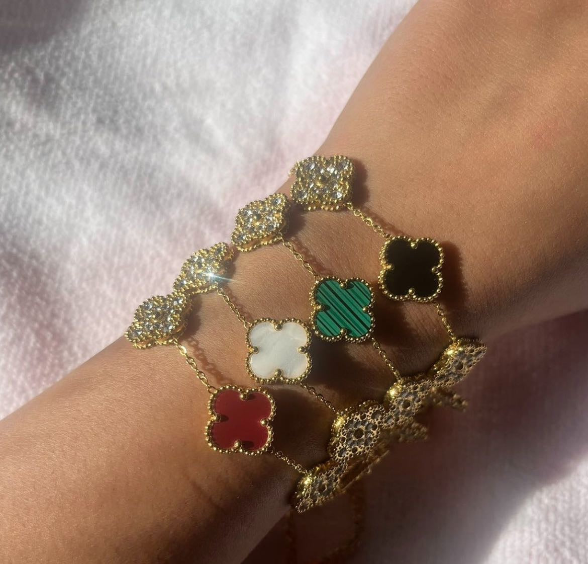 TRIO CLOVER BRACELET