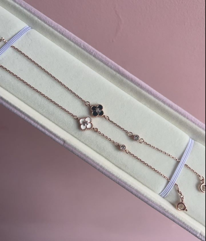 S925 WHITE CLOVER BRACELET