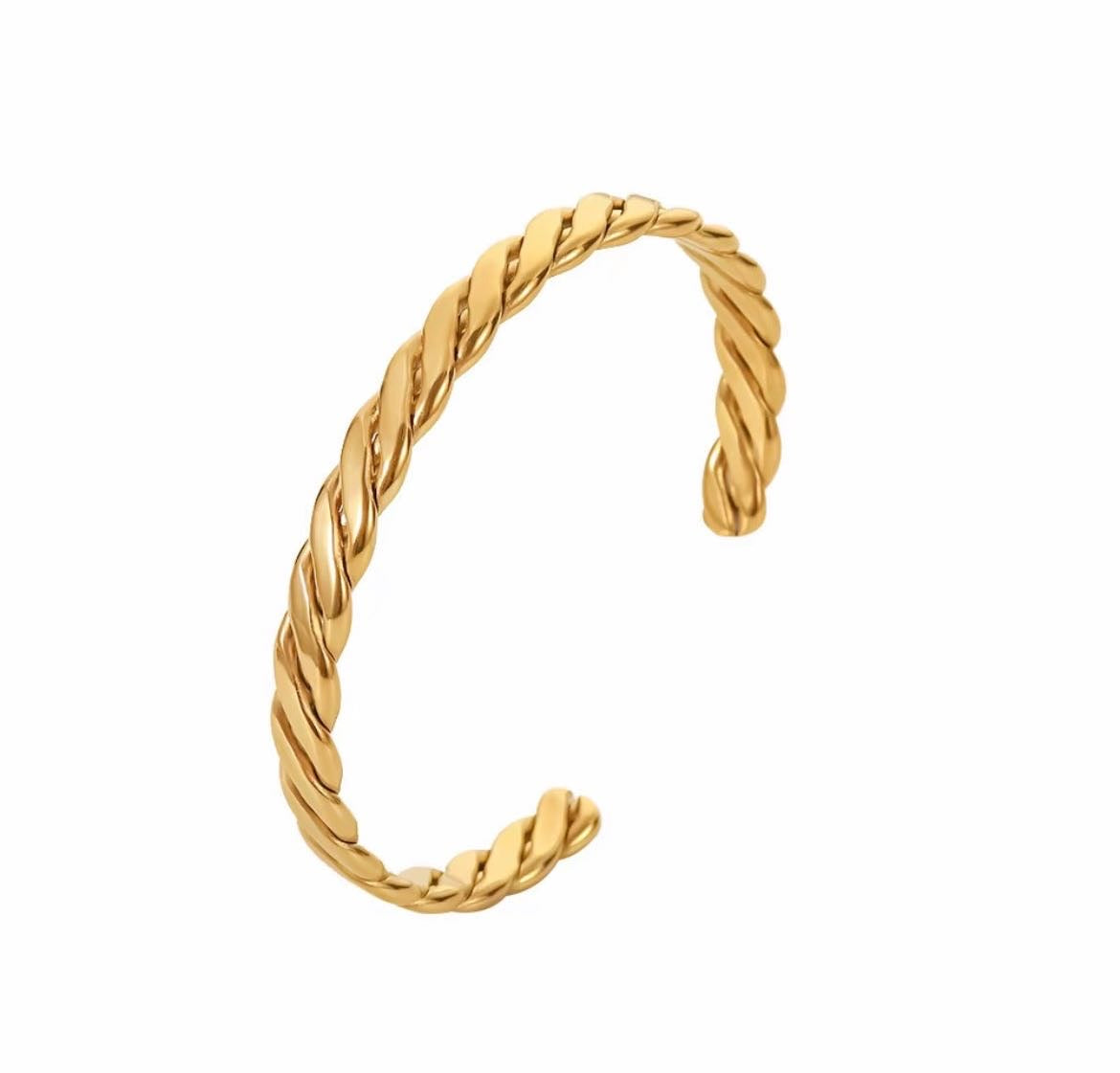 TWISTED BANGLE