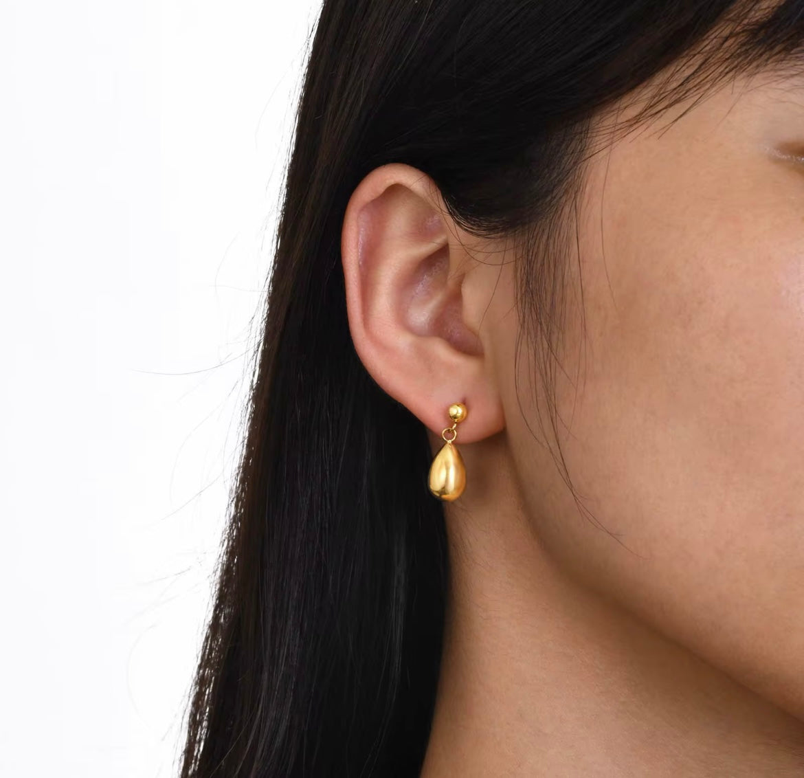 LULU TEAR DROP EARRINGS