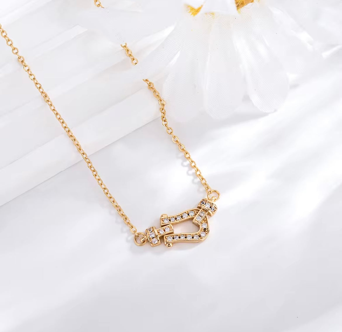 KALIN NECKLACE