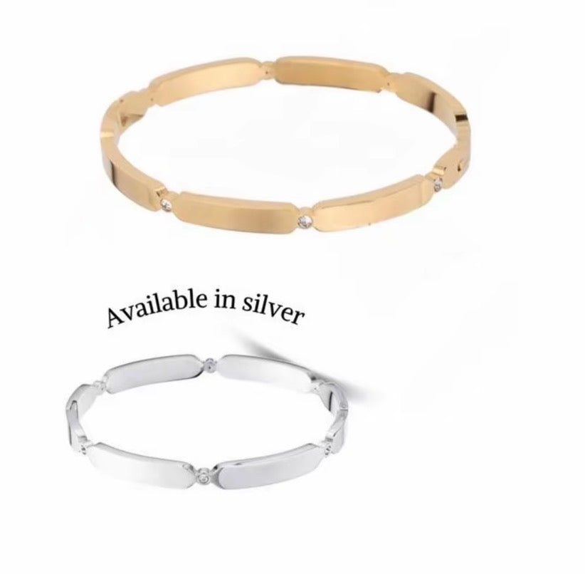 NISHA CUFF