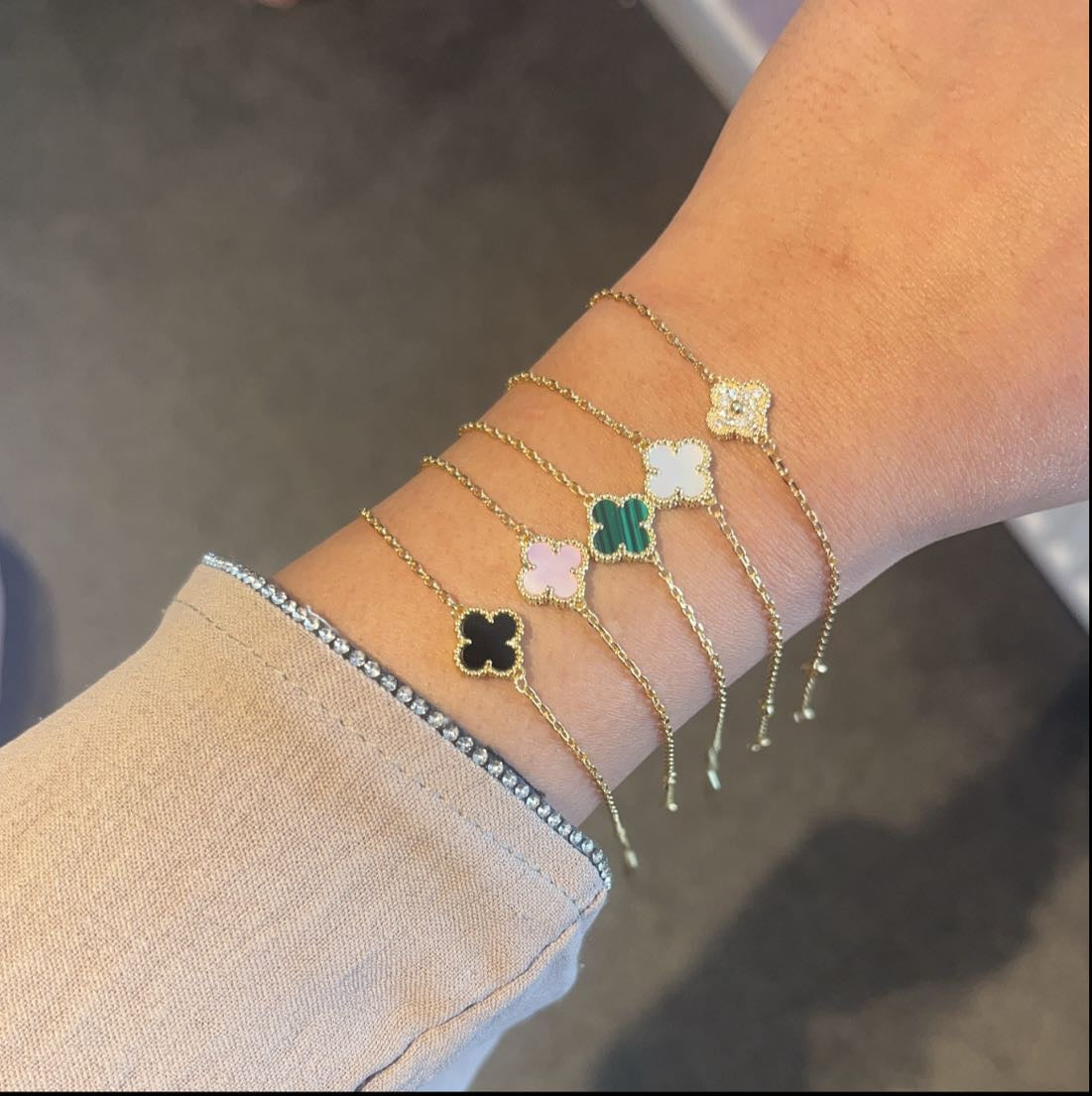SINGLE MINI CLOVER STAMP BRACELET hi