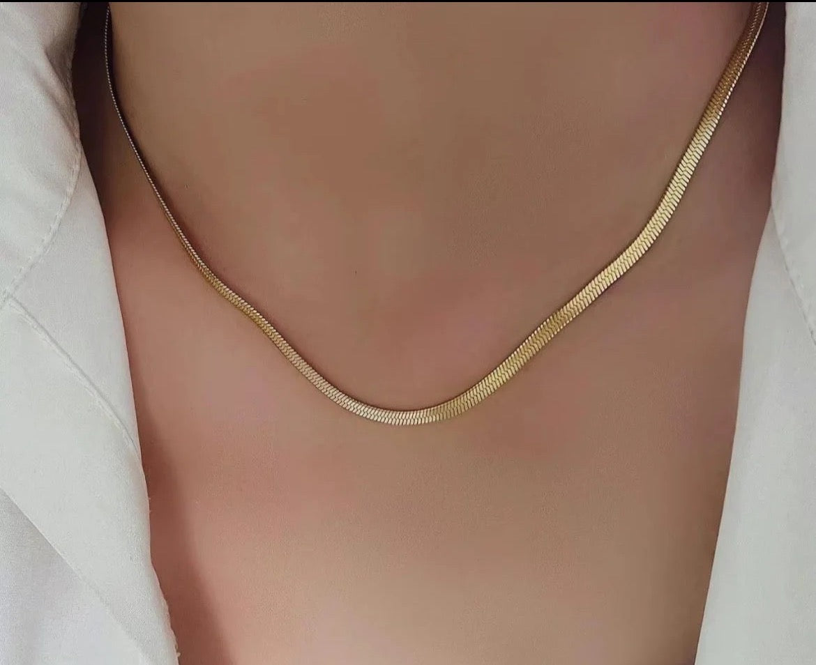 BALI SNAKE CHAIN NECKLACE