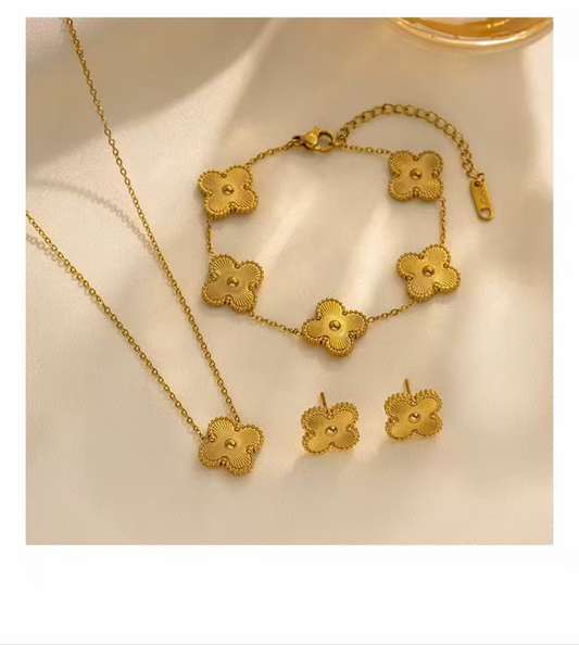 GOLD CLOVER SET