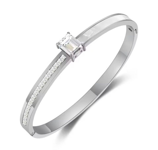 NAIMA SILVER BANGLE