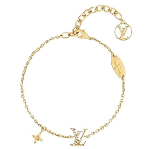 XO bracelet